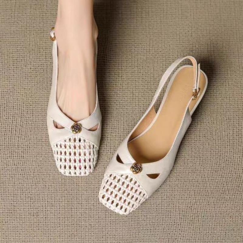 Women Shoes Heels - Women's French-style closed-toe sandals, chunky heel,