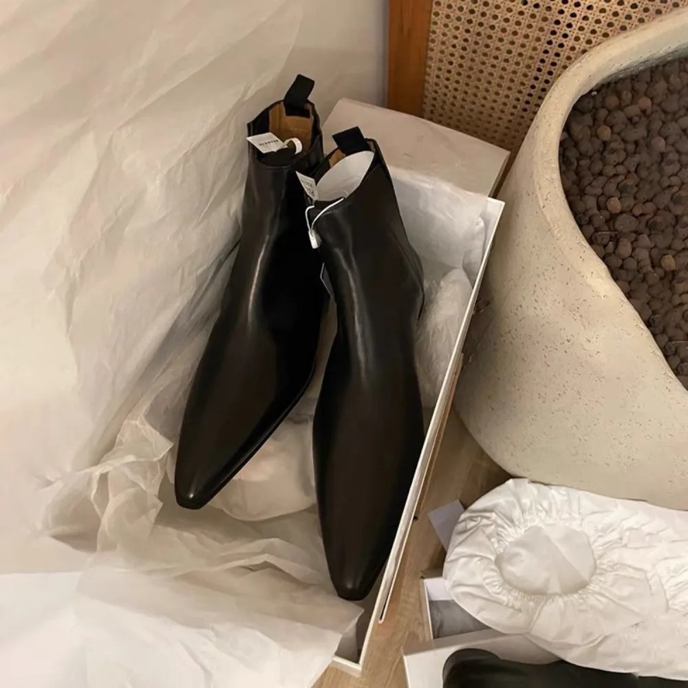 Luxury Women's Short Boots Aut - огляд і ціна Women'S Shoes Chelsea